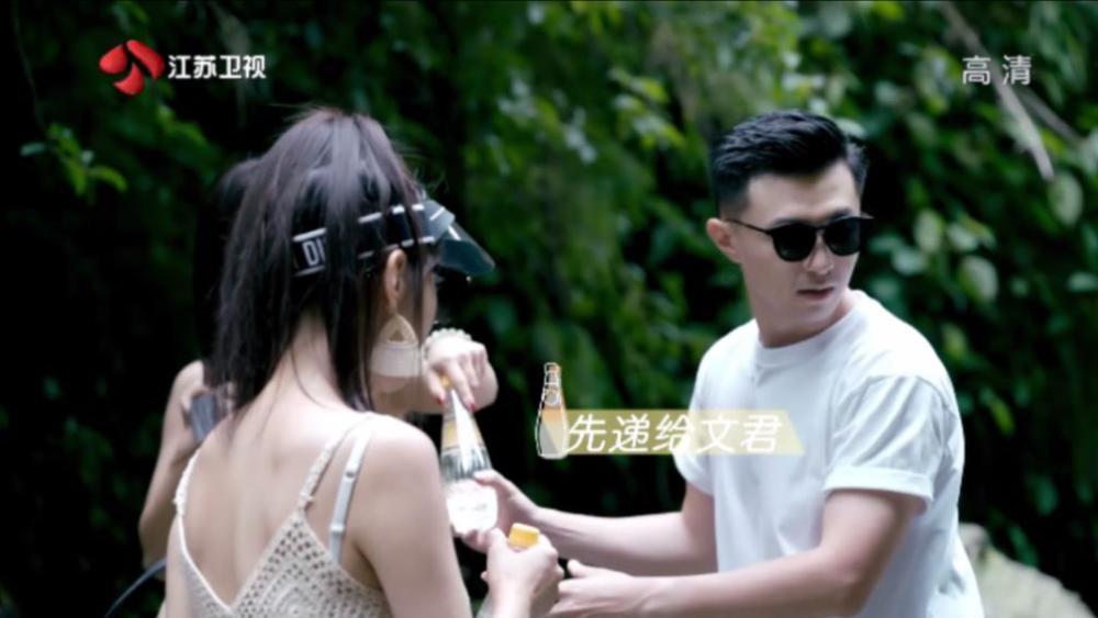 发挥中医药优势服务人民健康